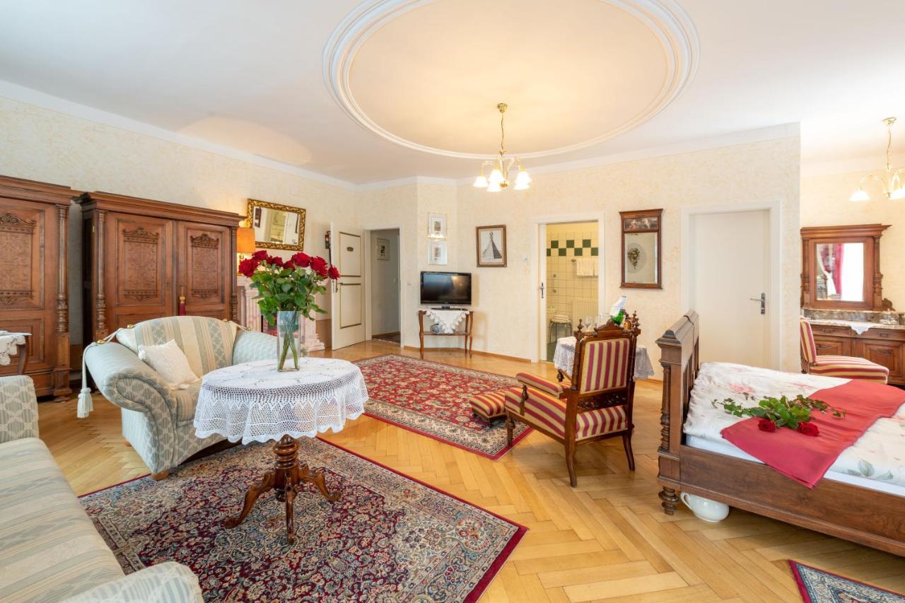 שלוס רוסנאו Schlosshotel Rosenau Superior מראה חיצוני תמונה